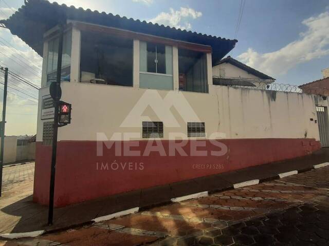 Sala para Venda em Passos - 4