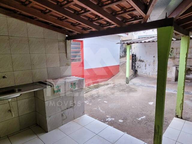Casa para Venda em Passos - 4
