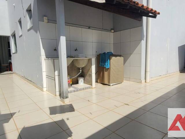 #704 - Casa para Venda em Passos - MG