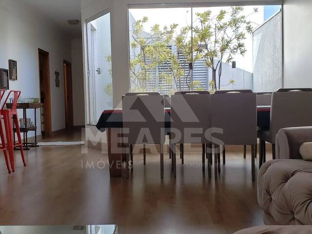 Casa para Venda em São João Batista do Glória - 5