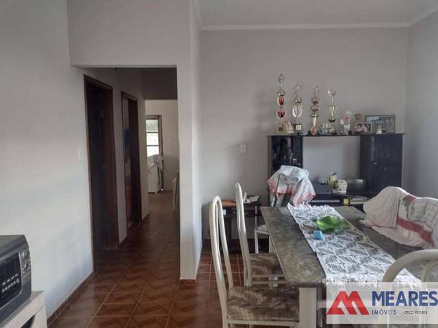 #813 - Casa para Venda em Passos - MG