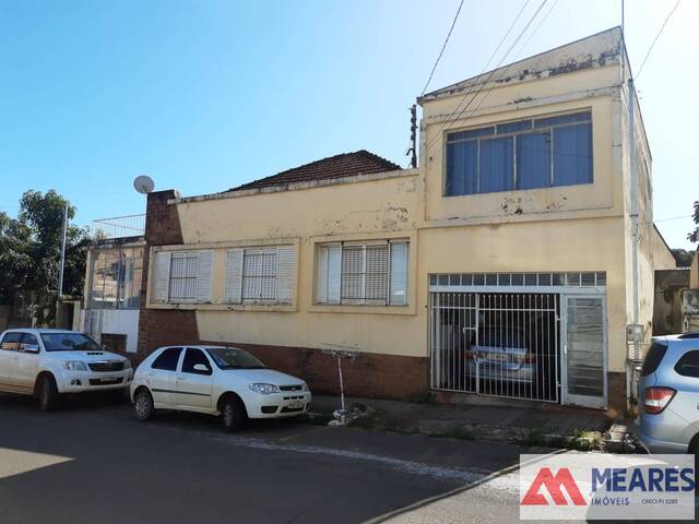 #861 - Casa para Venda em Passos - MG