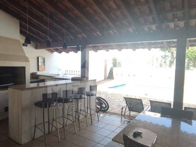 Casa para Venda em Passos - 5