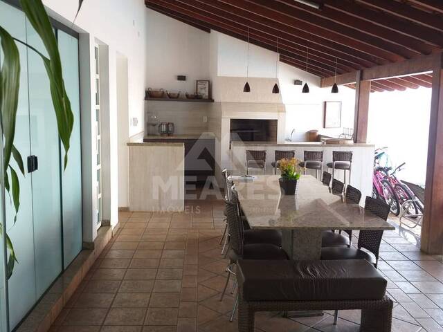 Casa para Venda em Passos - 4