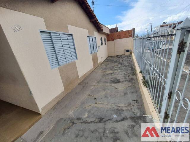 #875 - Casa para Venda em Passos - MG