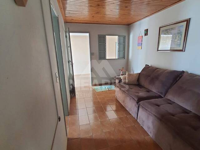 Casa para Venda em Passos - 4