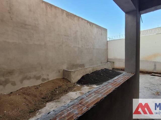 #903 - Casa para Venda em Passos - MG