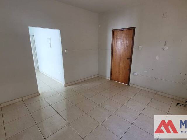 #227 - Casa para Venda em Passos - MG