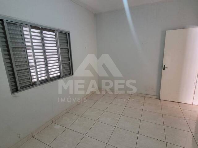 Casa para Venda em Passos - 5