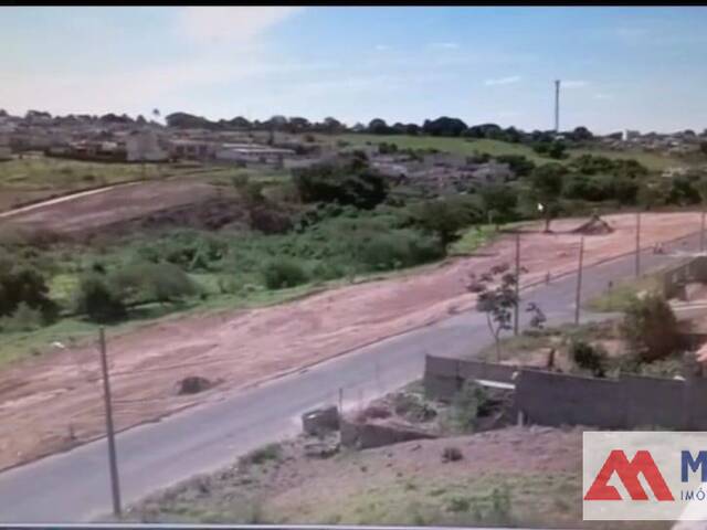 #1018 - Área para Incorporação para Venda em Passos - MG - 1