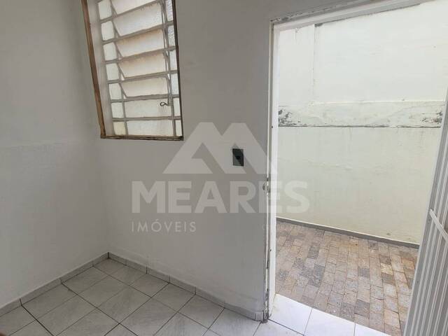 Sala para Locação em Passos - 4