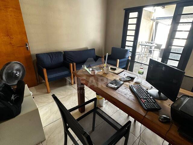 Barracão para Venda em Passos - 4