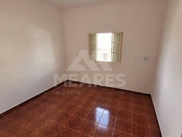 Casa para Venda em Passos - 5