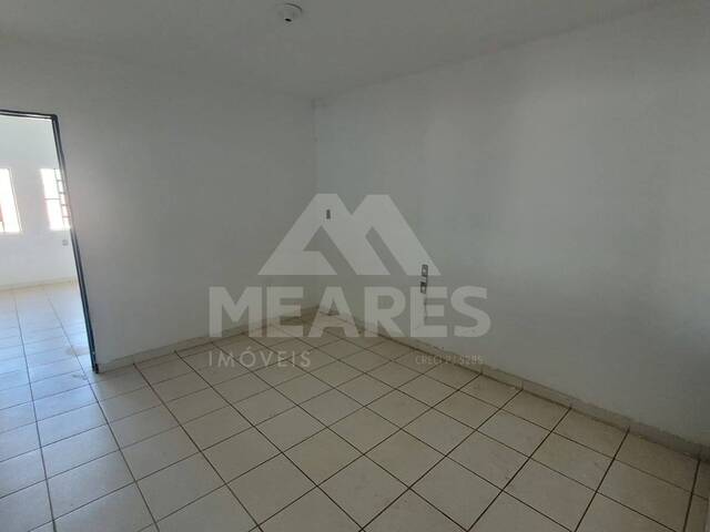 Barracão para Venda em Passos - 4