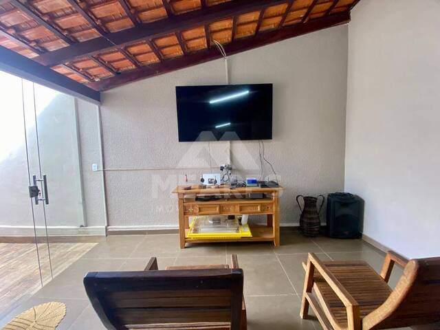 Casa para Venda em Passos - 4