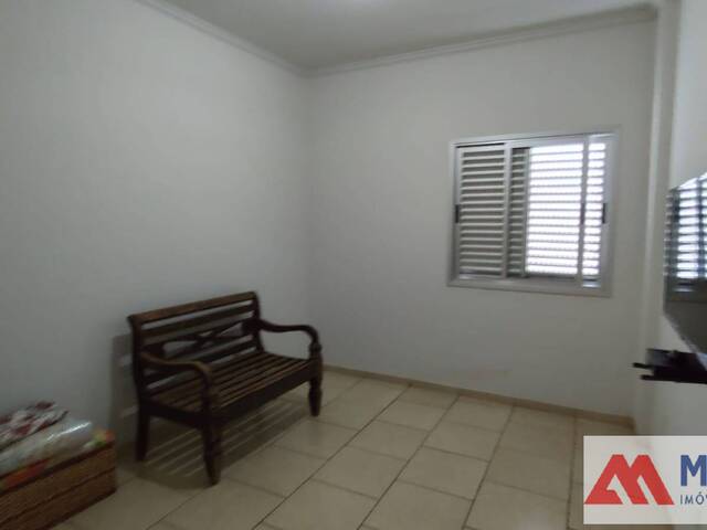 #1377 - Apartamento para Venda em Passos - MG - 3