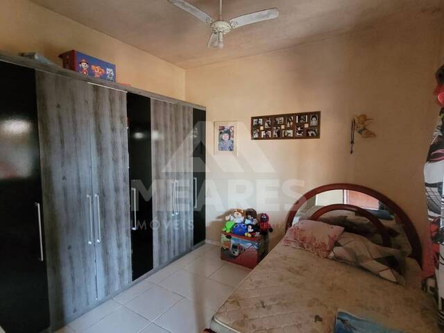 Casa para Venda em Passos - 4