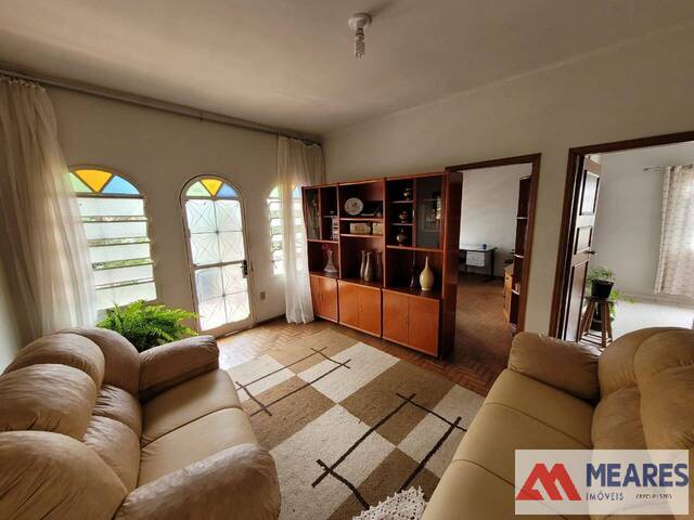 #1408 - Casa para Venda em Passos - MG
