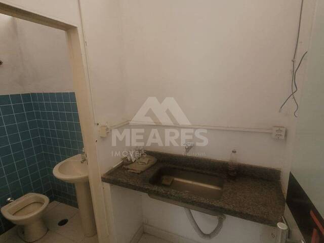 Sala para Locação em Passos - 4