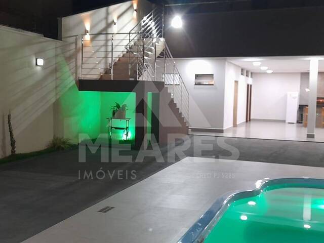 Casa para Venda em Passos - 4