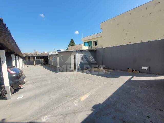 Loja/Cômodo para Locação em Passos - 4