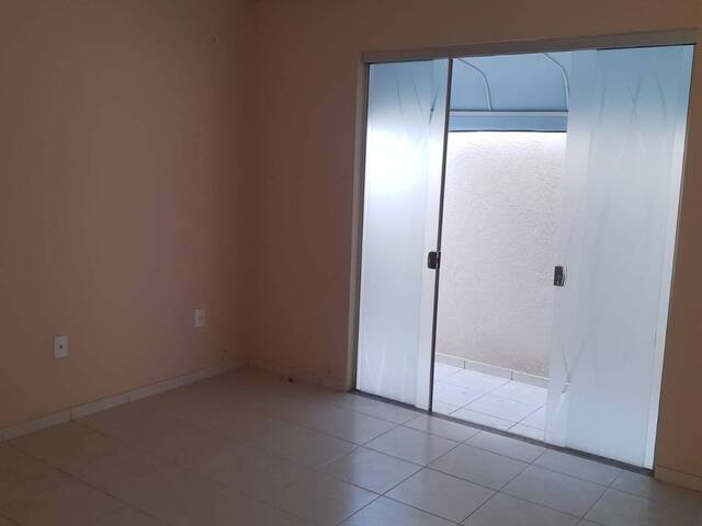 #1537 - Apartamento para Venda em Passos - MG
