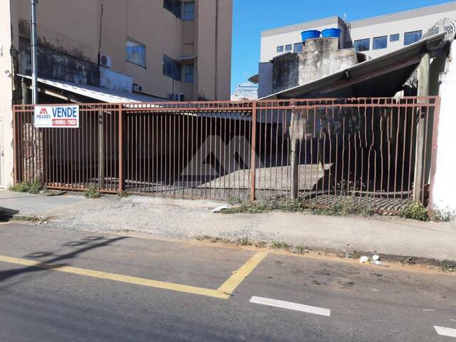 Sala para Venda em Passos - 5