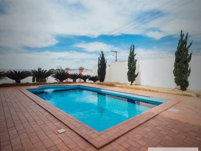 #1555 - Apartamento para Venda em Passos - MG