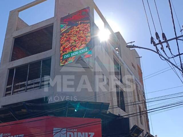 Sala para Locação em Passos - 4