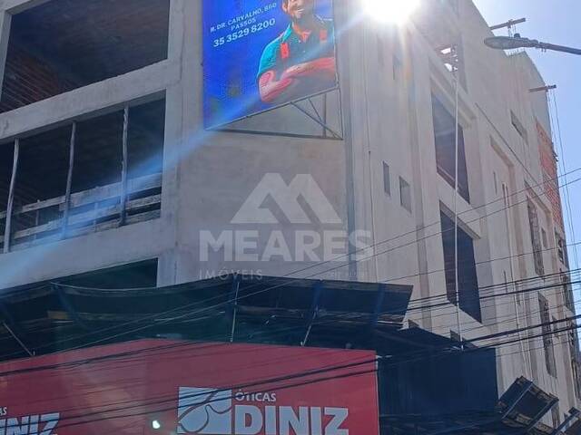 Sala para Locação em Passos - 5