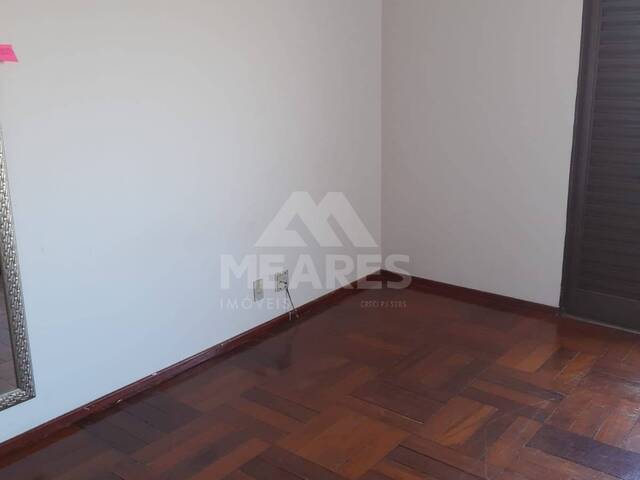 Apartamento para Venda em Passos - 4