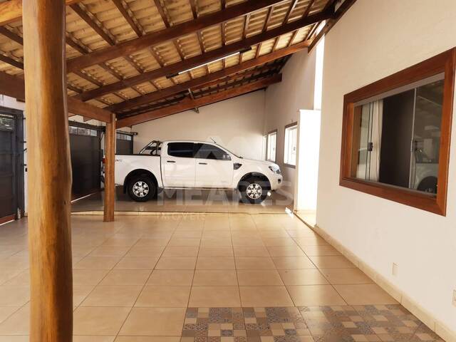 Casa para Venda em Passos - 5