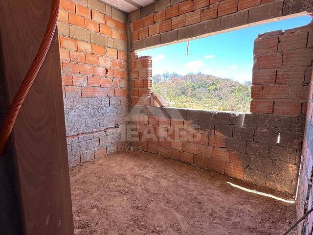 Casa para Venda em Passos - 4