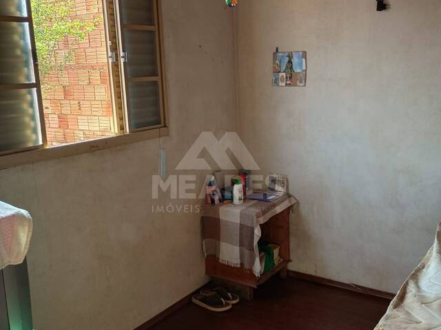Casa para Venda em Passos - 4
