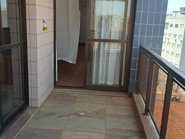 Venda em Centro - Passos