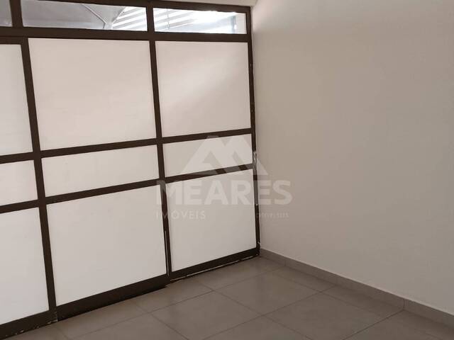 Sala para Venda em Passos - 4