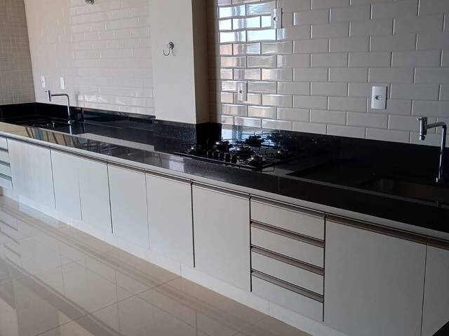 #1712 - Apartamento para Venda em Passos - MG