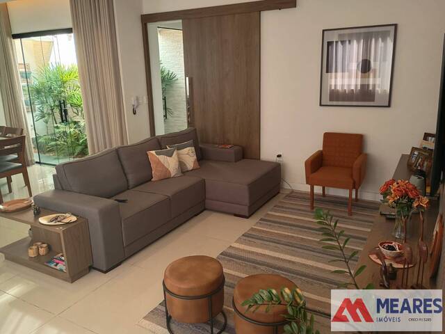 #1733 - Casa para Venda em Passos - MG - 3