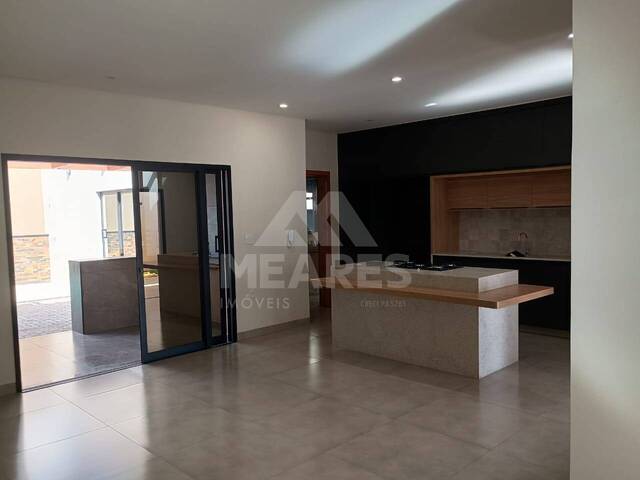 Casa para Venda em Passos - 4