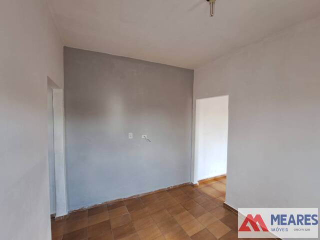 #1742 - Casa para Locação em Passos - MG - 2