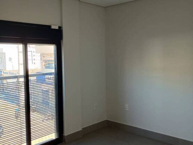 #1758 - Apartamento para Venda em Passos - MG