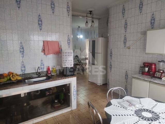 Casa para Venda em Passos - 4