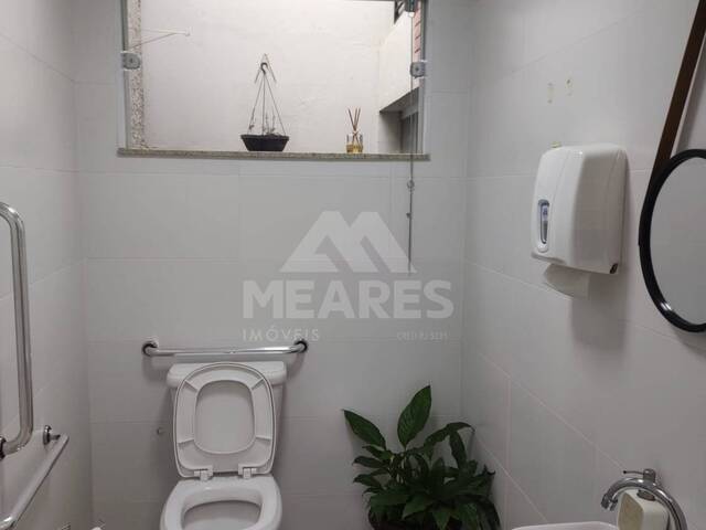 Sala para Locação em Passos - 4