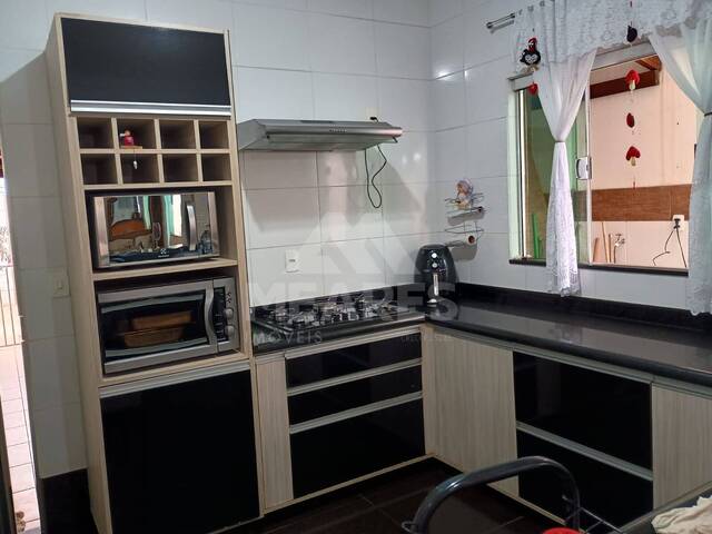 Casa para Venda em Passos - 5