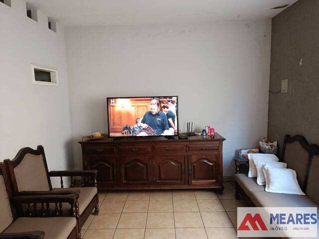 #1834 - Casa para Venda em Passos - MG - 3
