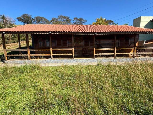 #1844 - Rancho para Venda em Passos - MG - 2