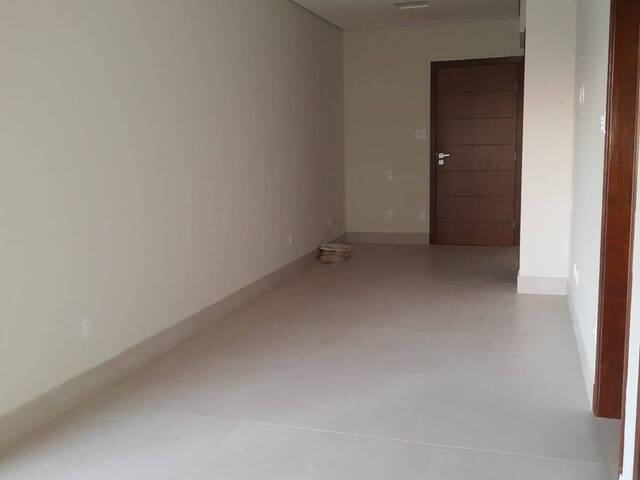 #1626 - Apartamento para Locação em Passos - MG - 2