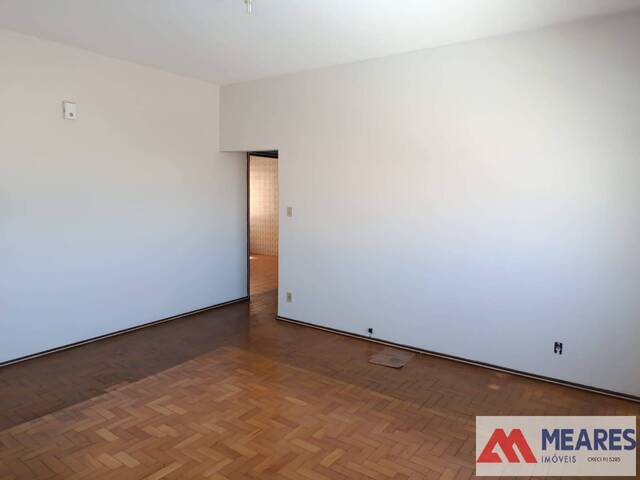 #1854 - Apartamento para Locação em Passos - MG - 3