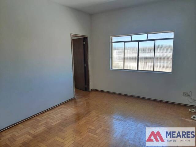 #1854 - Apartamento para Locação em Passos - MG - 2