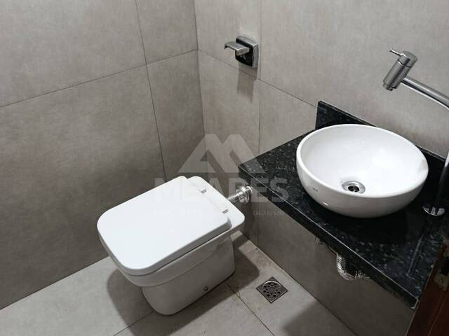 Loja/Cômodo para Locação em Passos - 4